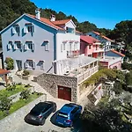 Katarina With Sea View And Private Boat Berth, 3* Mali Lošinj
