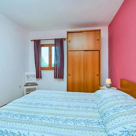 Affittacamere Katarina With Sea View And Private Boat Berth, 3*
