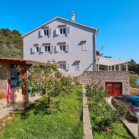 House Katarina With Sea View And Berth