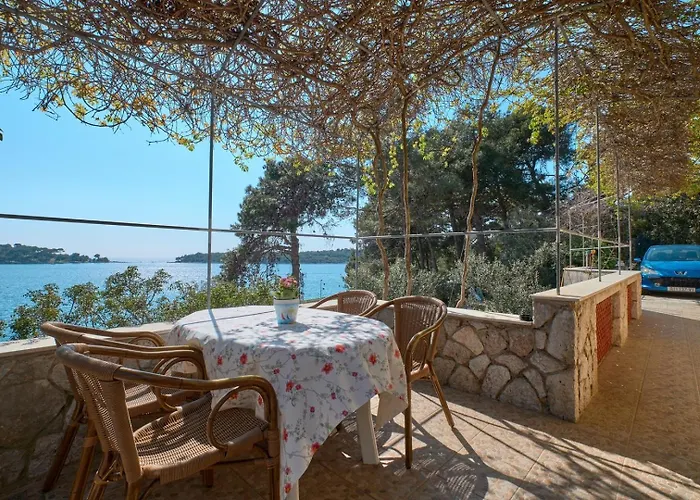 House Katarina With Sea View And Berth,