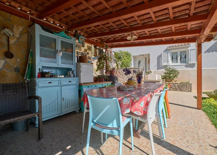 House Katarina With Sea View And Berth, 3* Mali Lošinj