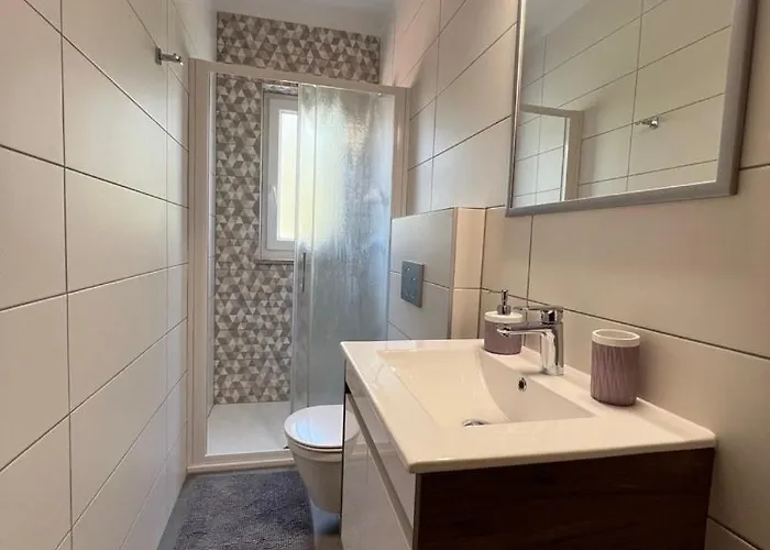 House Katarina With Sea View And Berth,