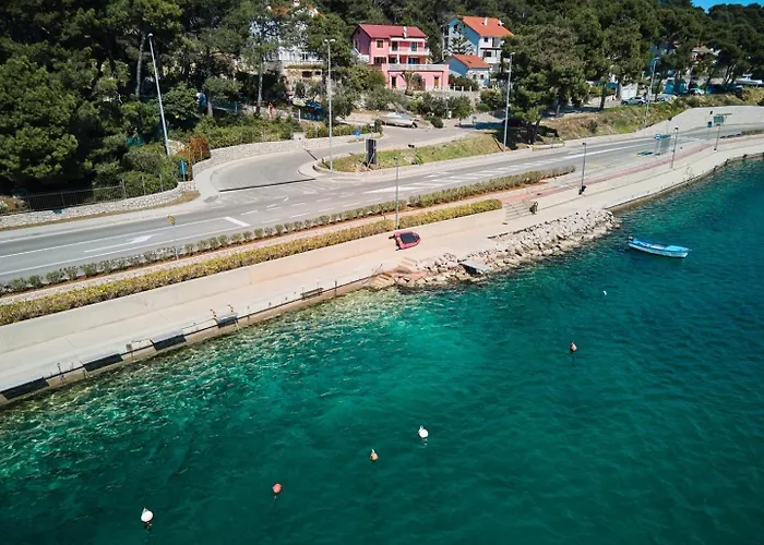 House Katarina With Sea View And Berth,