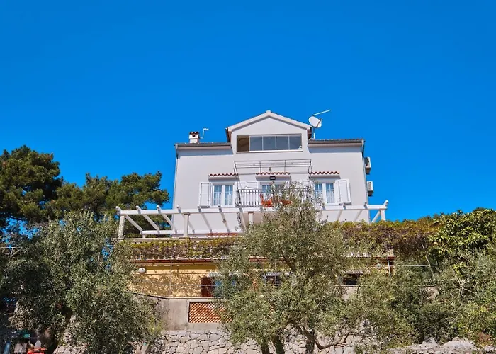 House Katarina With Sea View And Berth, 3*